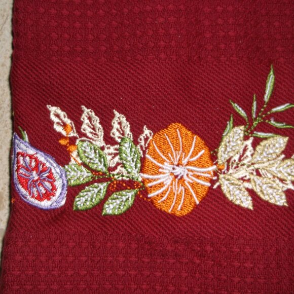 NWT Fall Pumpkin Salt & Pepper Shakers, 2 Bx Bundle, 4 Total, NWT Kitchen Towel - Picture 9 of 11